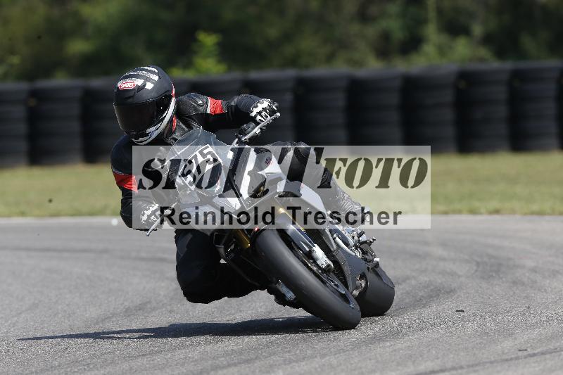 /45 10.08.2025 Plüss Moto Sport ADR/Einsteiger/575